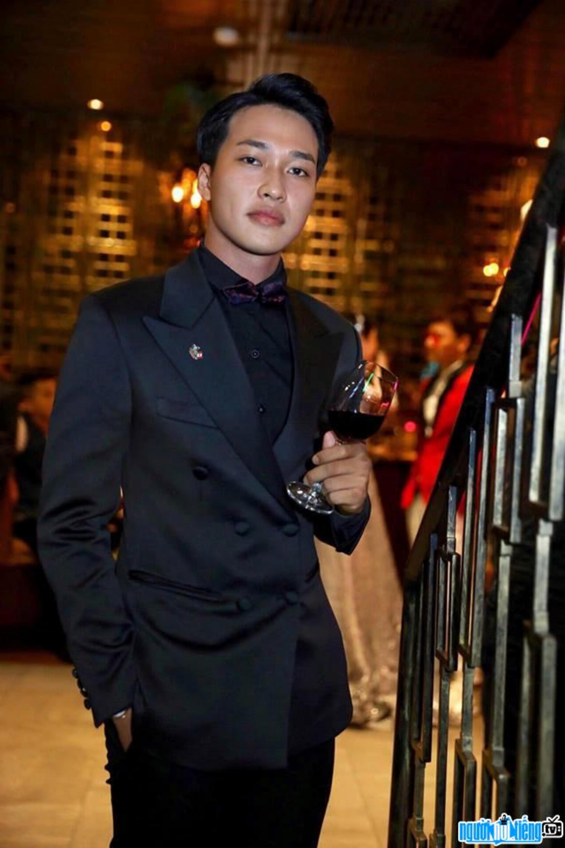 Nam diễn viên Lâm Thanh Nhã