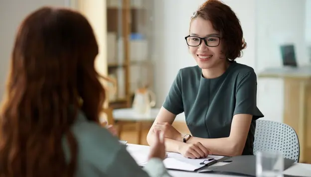 Headhunter và Recruiter đều phụ trách hoạt động tuyển dụng nhân sự cho công ty