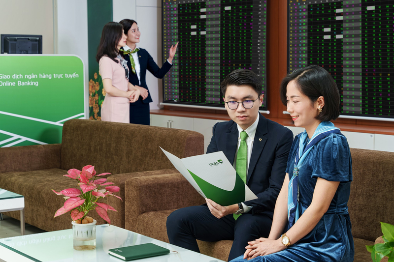 Nhà đầu tư có thể mua cổ phiếu IPO qua công ty chứng khoán, đấu giá hoặc quỹ đầu tư tùy điều kiện tham gia