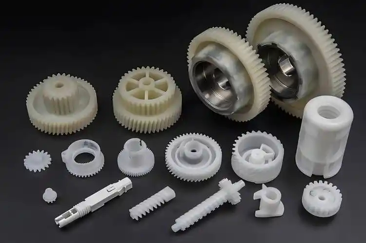 Bánh nhông nhựa PA (Nylon) có độ dẻo dai tốt, giúp giảm ồn và chịu va đập hiệu quả