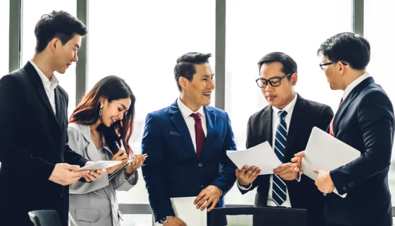 SmartHRM phù hợp với doanh nghiệp vừa và nhỏ, có nhu cầu tự động hóa quy trình tính lương cơ bản đến nâng cao