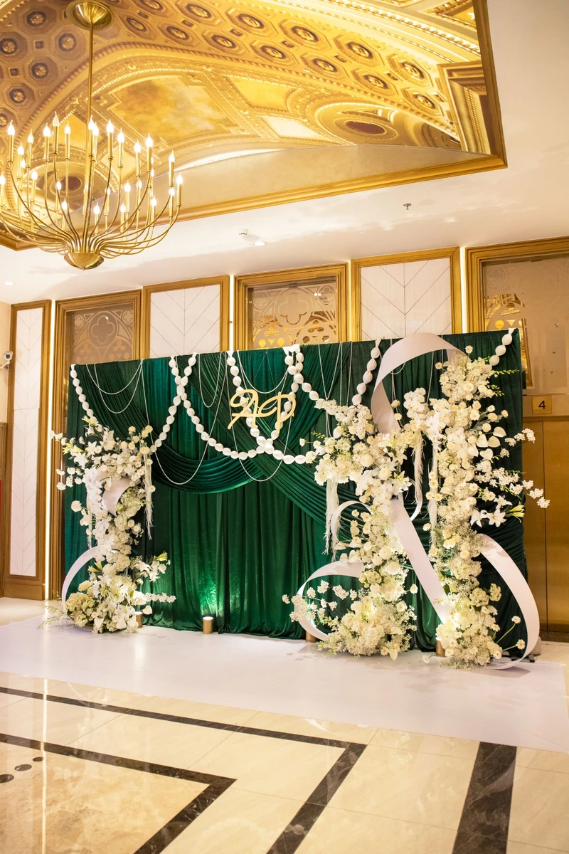 Các chi tiết decor được bố trí hài hòa tạo nên tổng thể nổi bật và cuốn hút