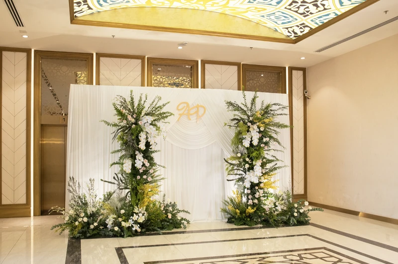 Flowery mang đến cảm giác nhẹ nhàng, bay bổng nhưng vẫn tinh tế cho ngày trọng đại