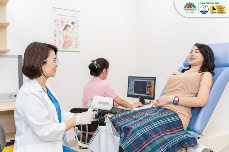 Bị nấm âm đạo tái phát nhiều lần cần thăm khám chuyên khoa sớm để điều trị kịp thời