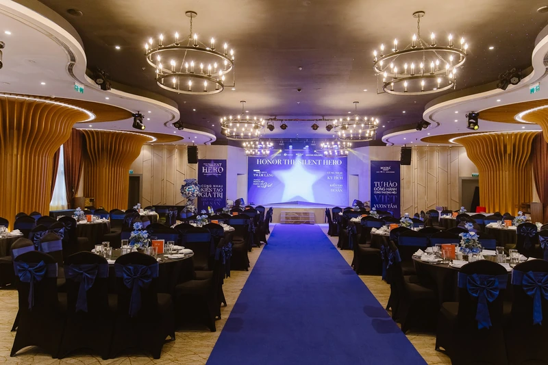 Asiana Plaza mang đến không gian sang trọng và dịch vụ chuyên nghiệp